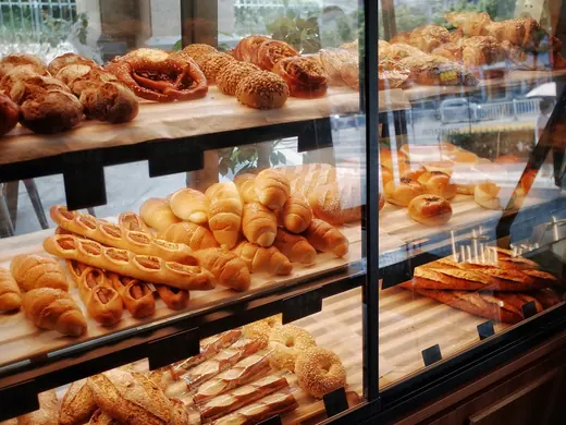 Pães e bolos da casa